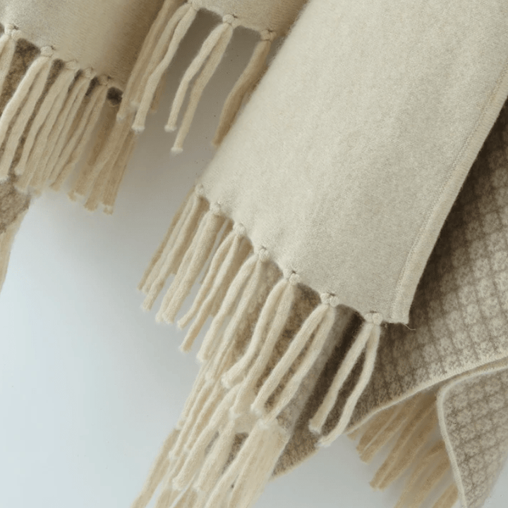 Livia – Cashmere Wool Cape - Hilltop Nord