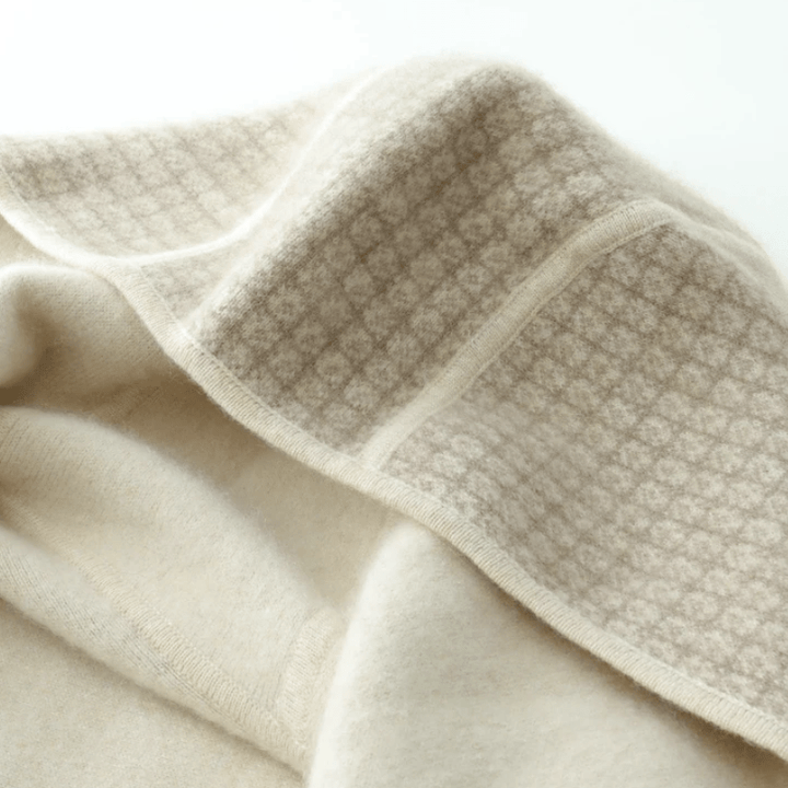 Livia – Cashmere Wool Cape - Hilltop Nord